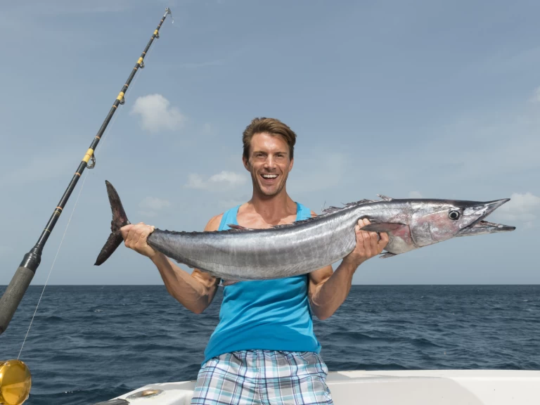 Hire Luxury Yacht Custom Made with a boat licence