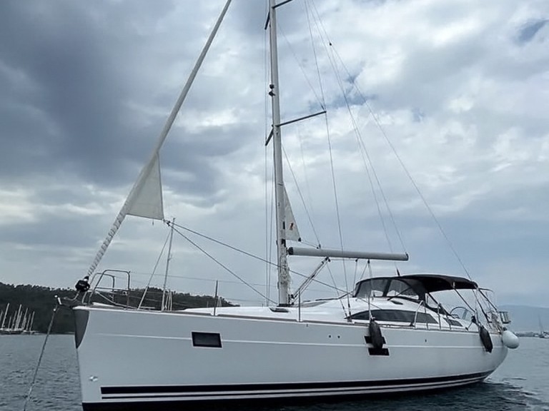 Hire Sailboat Elan with a boat licence