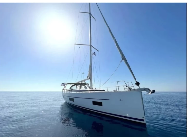 Yacht charter Alimos - Bavaria Bavaria C45 on SamBoat