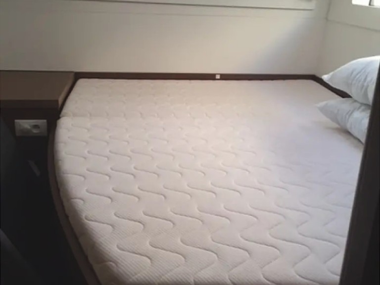 Hire Catamaran with or without skipper Lagoon Alimos