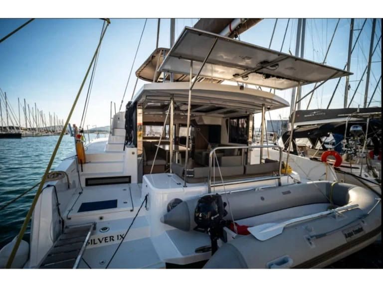 Hire Catamaran Bali with a boat licence