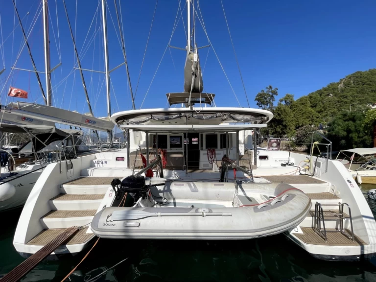 Lagoon Lagoon 450 F charter bareboat or skippered in  Alimos
