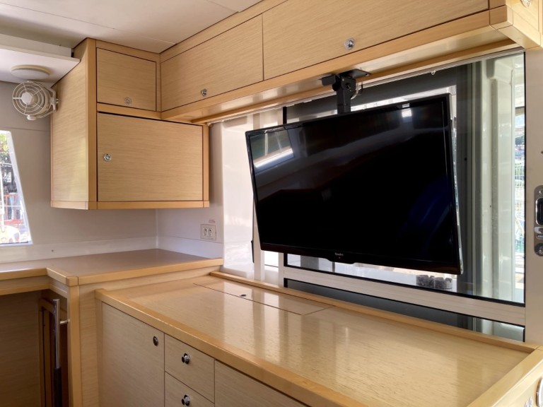 Yacht charter Alimos - Lagoon Lagoon 450 F on SamBoat