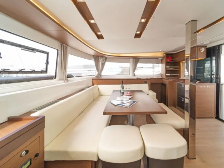 Catamaran hire in Alimos - Lagoon Lagoon 46