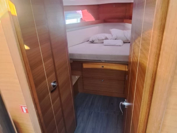Yacht charter Alimos - Elan Impression 45.1 on SamBoat