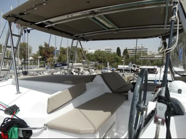 Hire Catamaran Bali with a boat licence