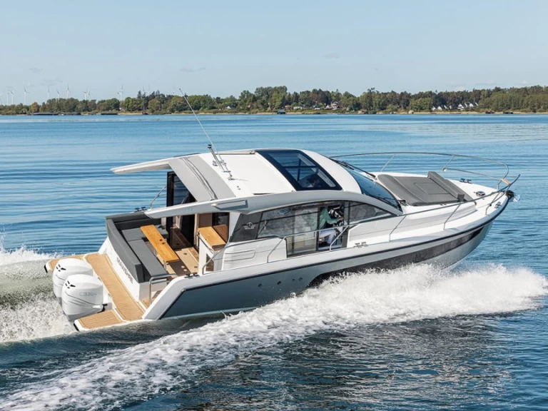 Hire Motorboat with or without skipper Sealine Biograd na Moru