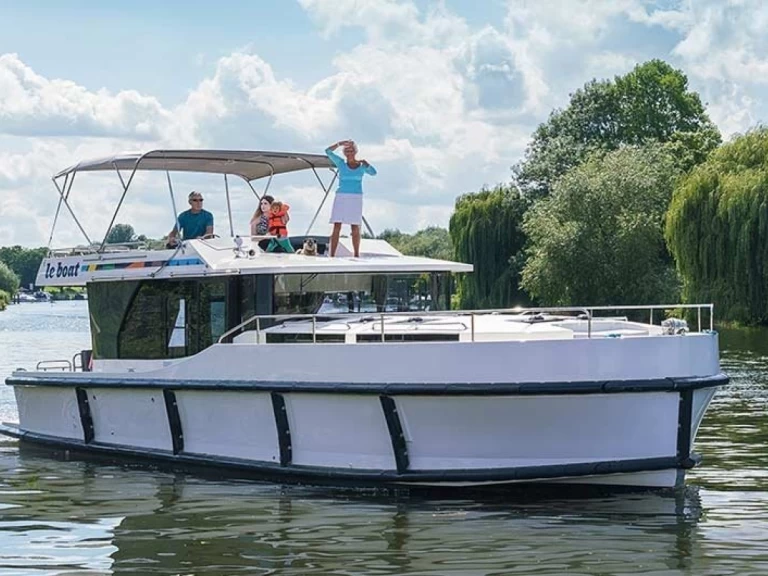 Hire Canal boat with or without skipper Premier Portiragnes