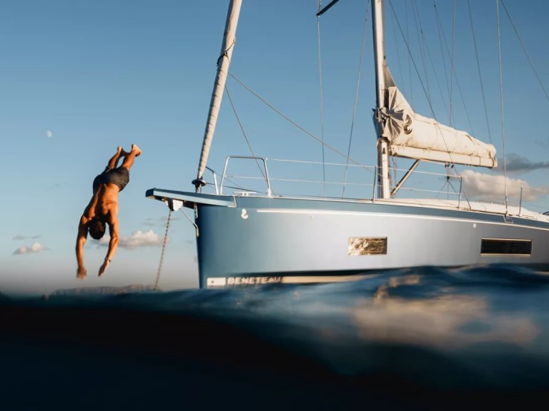 Yacht charter Rhodes (City) - Bénéteau Oceanis 47 - 4 cab. on SamBoat