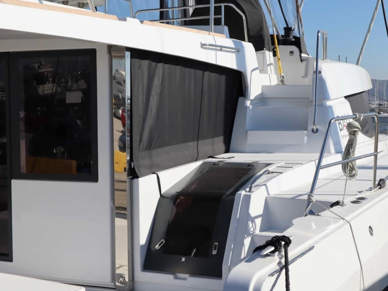 Yacht hire Alimos cheap Bali 4.8