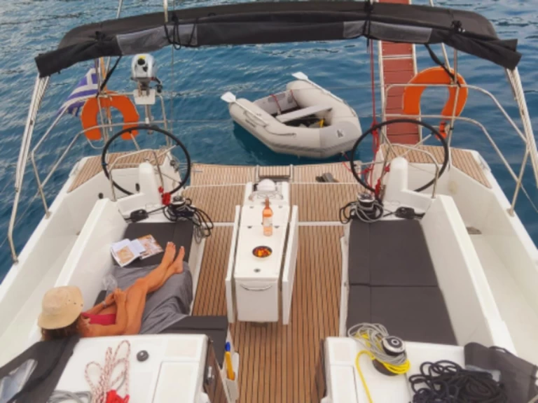 Sailboat to hire Rhodes (City) at the best price