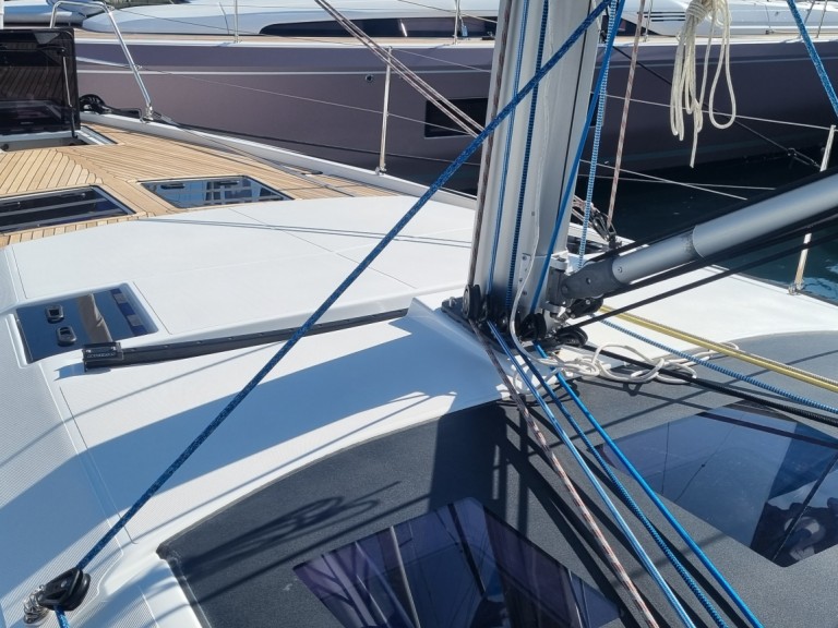 Charter a Dufour Dufour 44 in Golfe-Juan on Samboat
