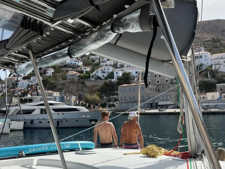 Hire a Lagoon Lagoon 500 Lávrio