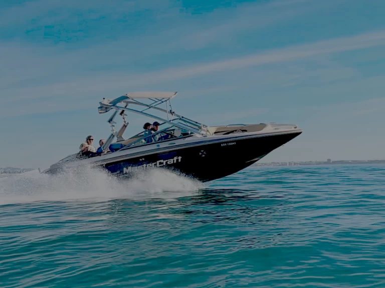 Motorboat hire in Marina de Lagos - Mastercraft X80