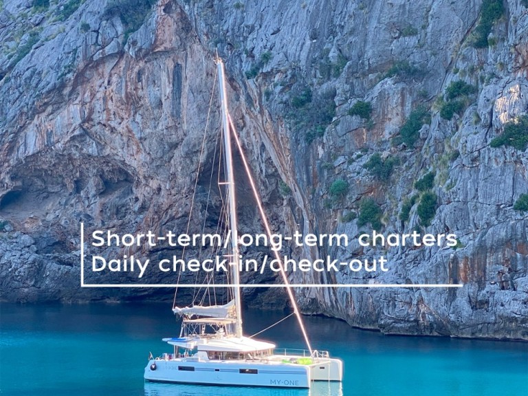 Charter a Lagoon Lagoon 52 F in Cagliari on Samboat