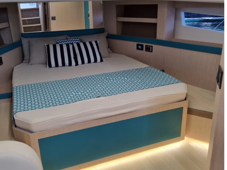 Hire Motorboat with or without skipper Apreamare Port de Saint Tropez