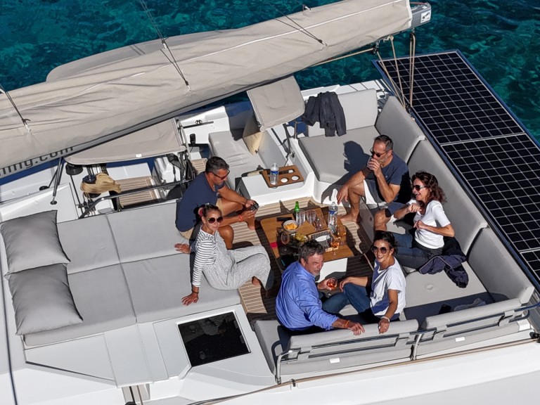 Yacht charter Simpson Bay - Fountaine Pajot Elba 45 on SamBoat