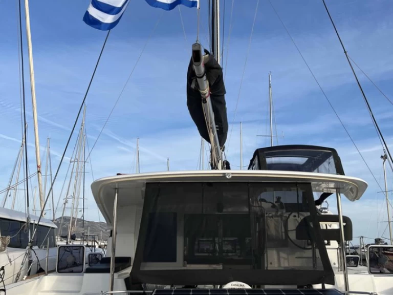 Catamaran to hire Alimos at the best price