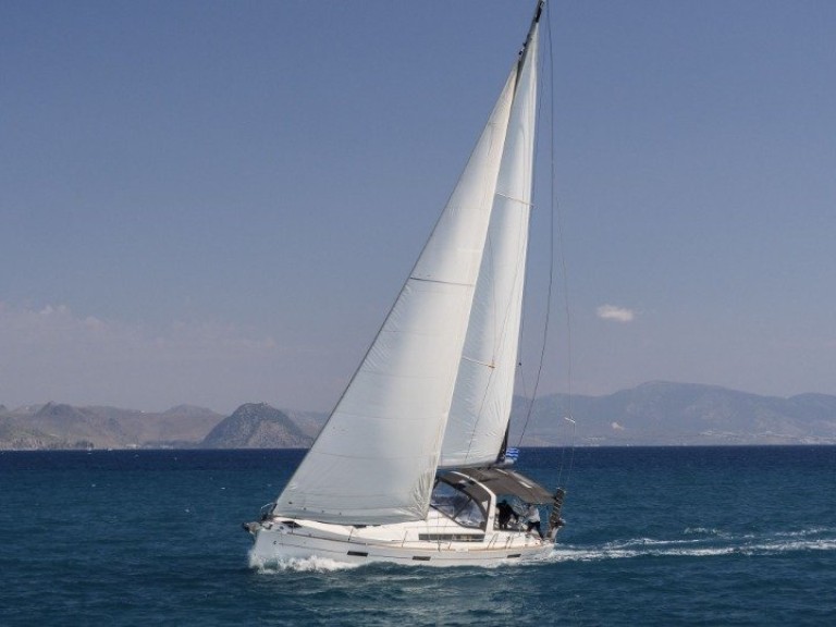 Yacht charter Kos - Bénéteau Oceanis 45 on SamBoat