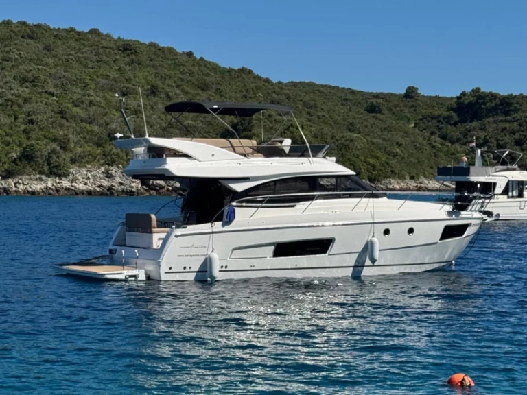Bavaria Virtess 420 Fly charter bareboat or skippered in  Trogir