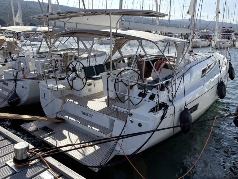 Hire Sailboat with or without skipper Bénéteau Punat
