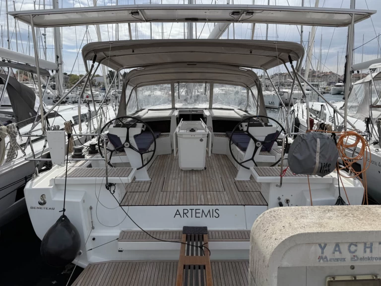 Sailboat hire in Rogoznica - Bénéteau Oceanis 46.1