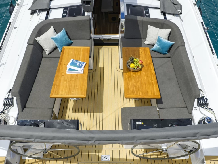 Hire Sailboat Hanse with a boat licence