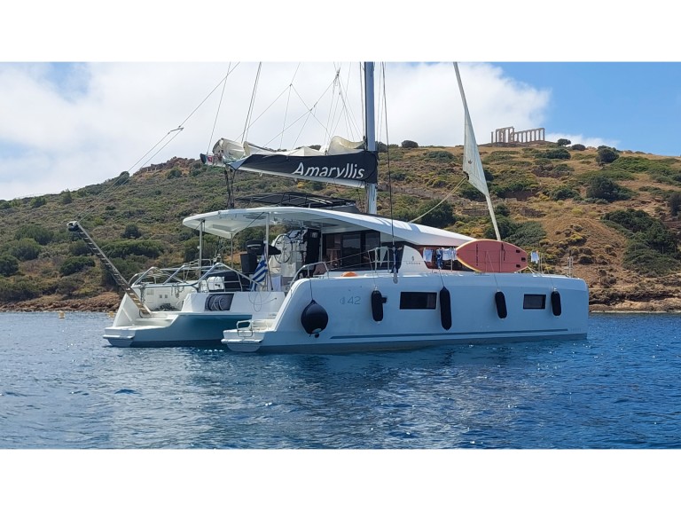 Hire a Lagoon Lagoon 42 Alimos