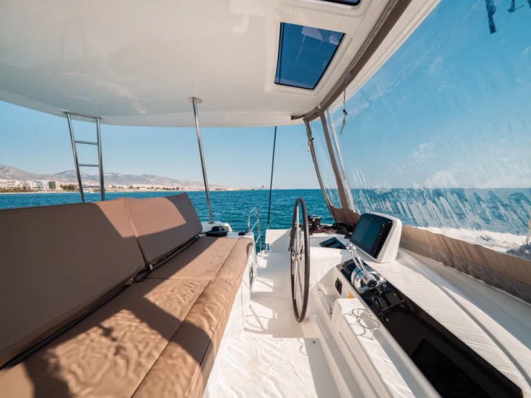 Yacht hire Alimos cheap Lagoon 46