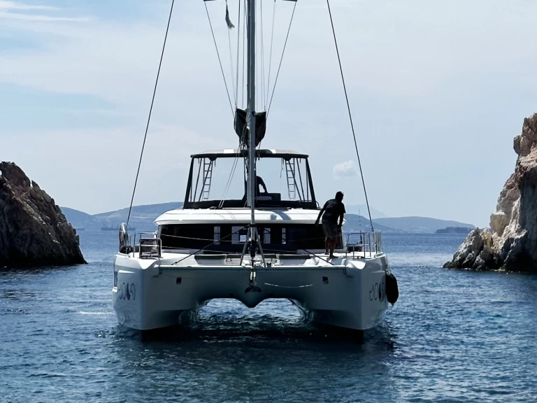Hire Catamaran with or without skipper Lagoon Alimos