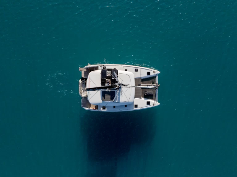 Catamaran hire in Alimos - Lagoon Lagoon 42