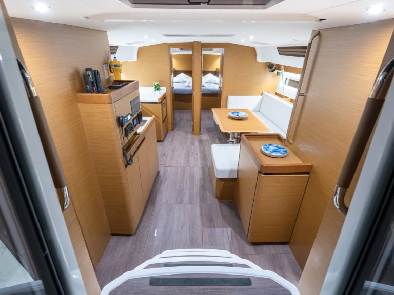 Sailboat hire in Alimos - Jeanneau Sun Odyssey 490[G]