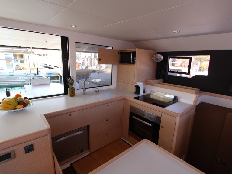 Catamaran hire in Castiglioncello - Dufour Dufour Catamarans 48 Sail