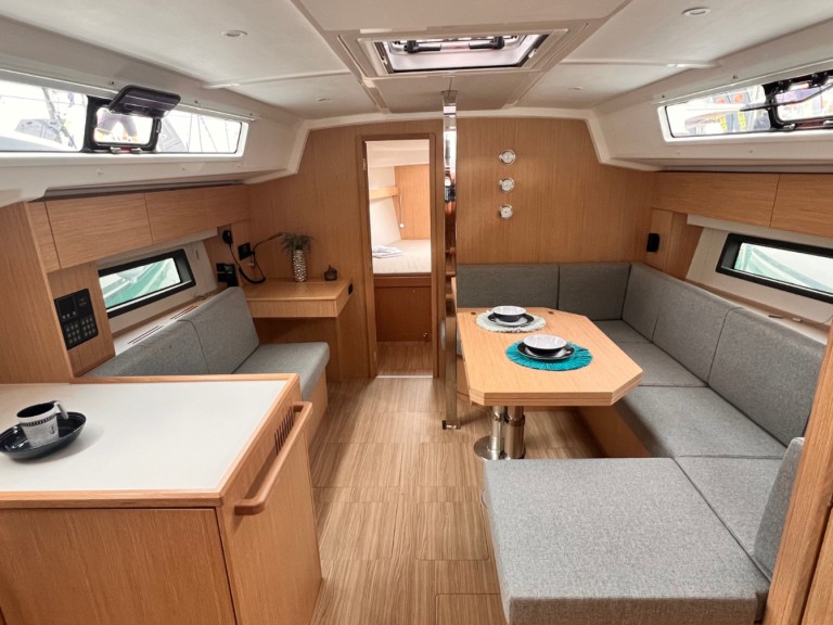 Hire Sailboat with or without skipper Bavaria Rosignano Solvay-Castiglioncello