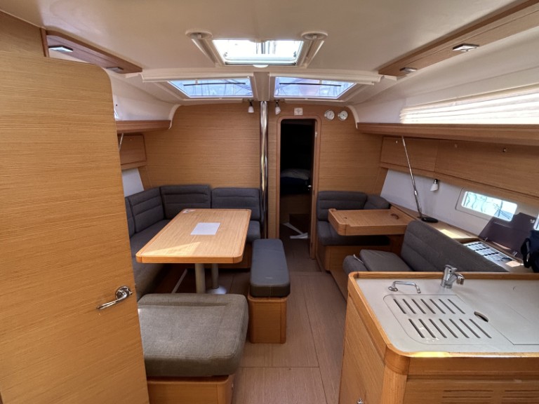 Sailboat hire in Gouvia - Dufour Dufour 412 Grand large[G]