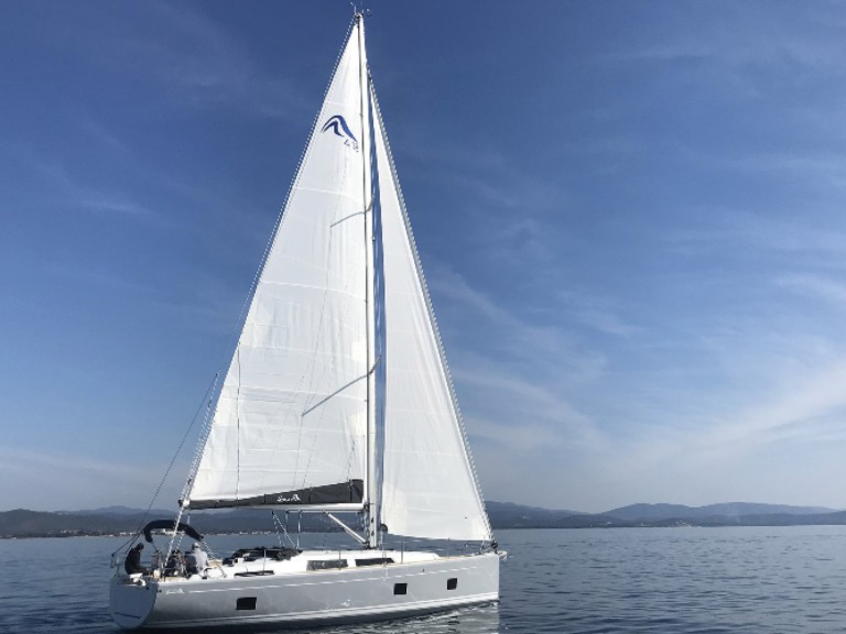 Hire Sailboat 69 with a boat licence