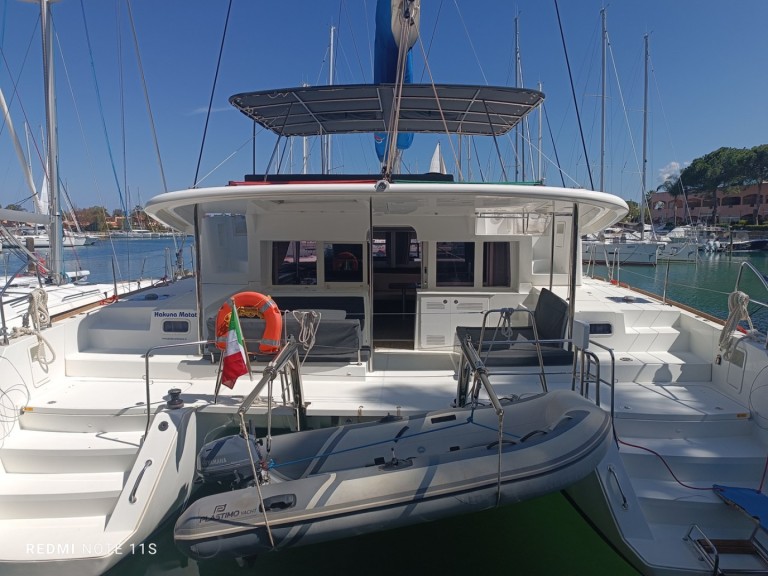 Yacht hire Furnari cheap Lagoon 450 F