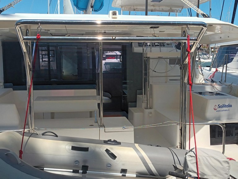 Leopard Catamarans / Robertson & Caine Leopard 40 charter bareboat or skippered in  Furnari