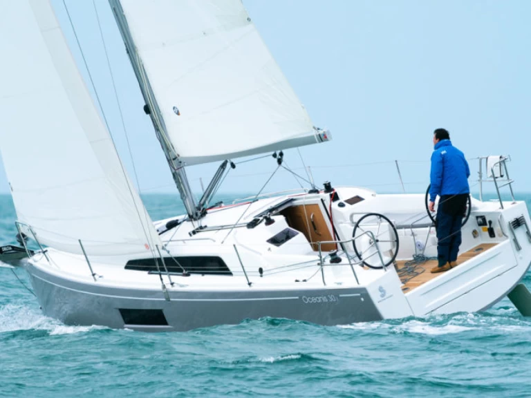 Yacht hire Procida cheap Oceanis 30.1