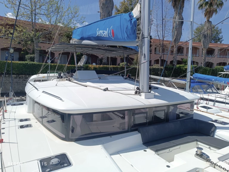 Yacht hire Furnari cheap Lagoon 450 F