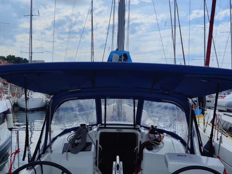 Hire Sailboat with or without skipper Bénéteau Procida