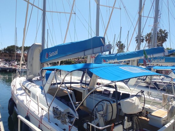 Yacht hire Furnari cheap Oceanis 46.1