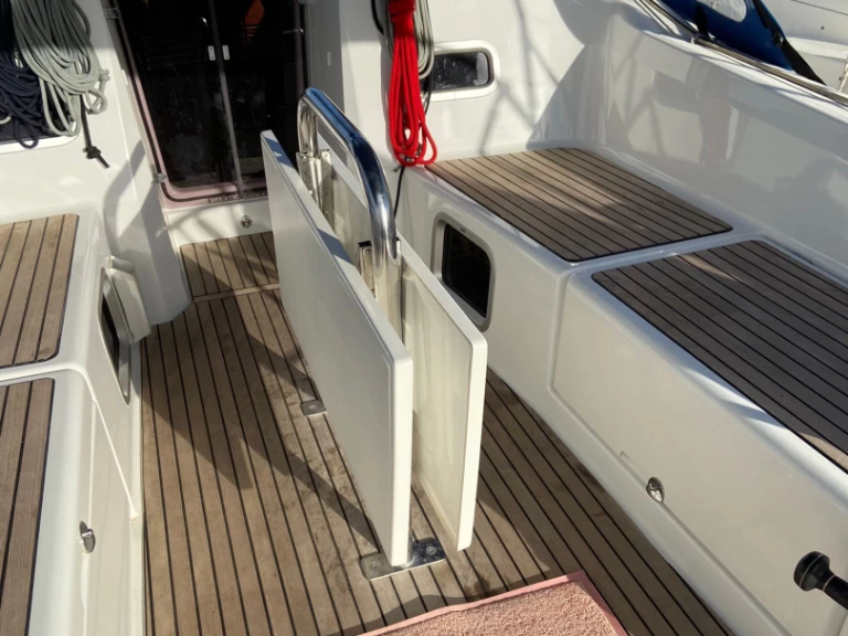 Charter a Jeanneau Sun Odyssey 380 in Cannigione on Samboat