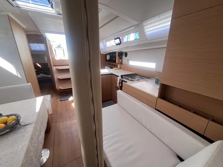Hire a Jeanneau Sun Odyssey 410 Cannigione