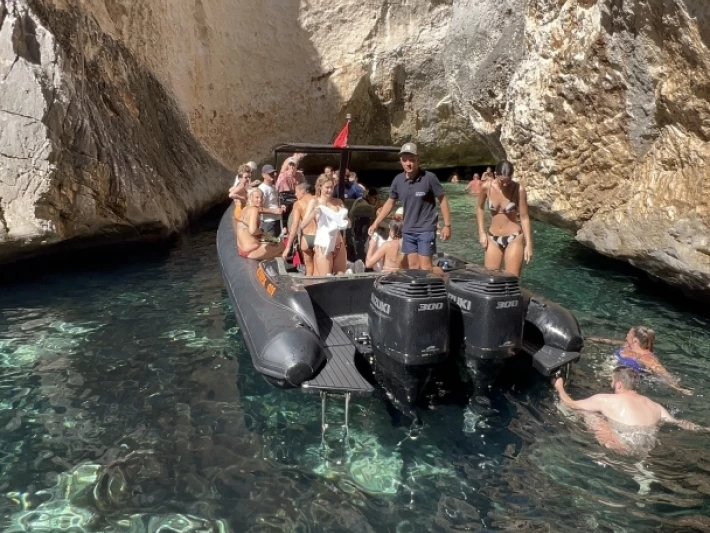 RIB hire in Vlorë - Olympia Boat  GT-009