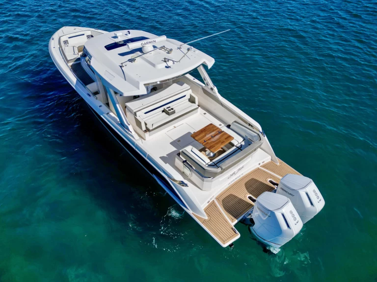 Luxury Yacht hire in West Palm Beach - Tiara 43LS