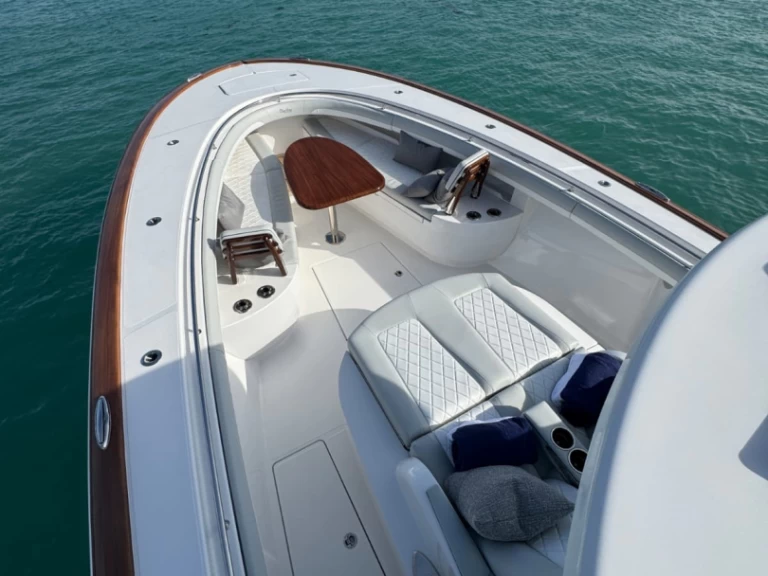 Yacht charter West Palm Beach - MAGBAY 43 CC on SamBoat