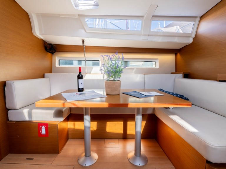 Charter a Jeanneau Sun Odyssey 490 in Rhodes (City) on Samboat