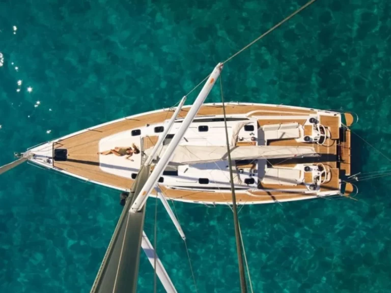 Sailboat to hire Split at the best price