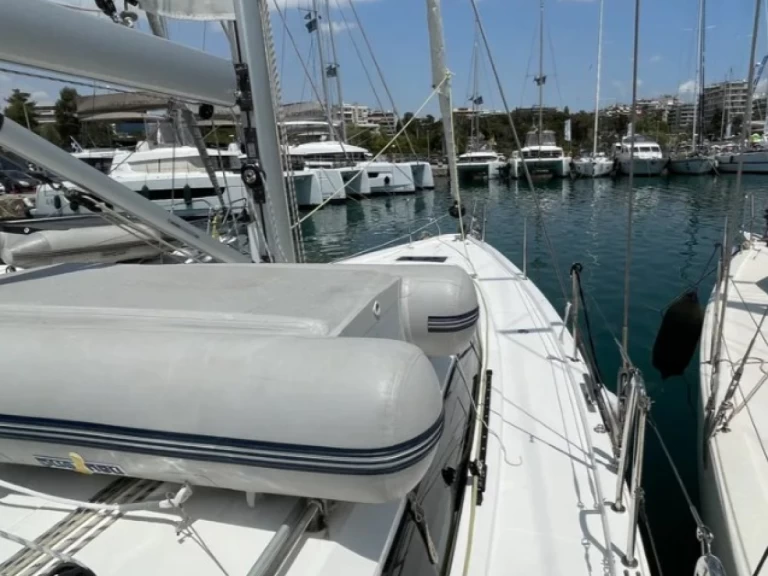 Hire Sailboat Bavaria with a boat licence